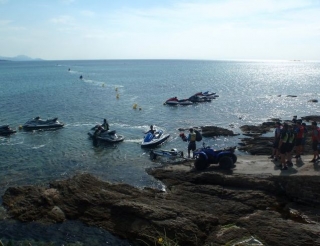  位于 Var 的摩托艇和摩托艇租赁 